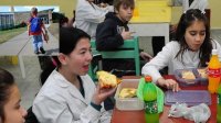 http://www.motosrusas.es/foro/uploads/thumbs/263_menu_de_los_escolares_por_utilizar_el_micoondas_la_comida_hay_que_llevarla_de_casa_380_eu.jpg